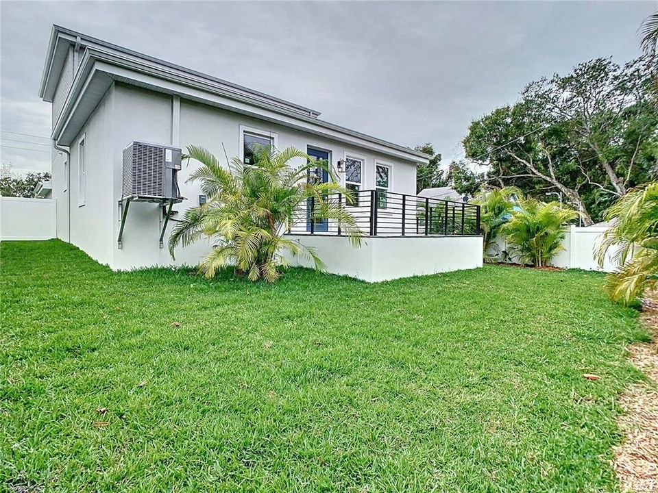 На продажу: $899,000 (4 спален, 2 ванн, 2141 Квадратных фут)