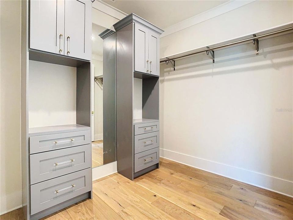 На продажу: $899,000 (4 спален, 2 ванн, 2141 Квадратных фут)