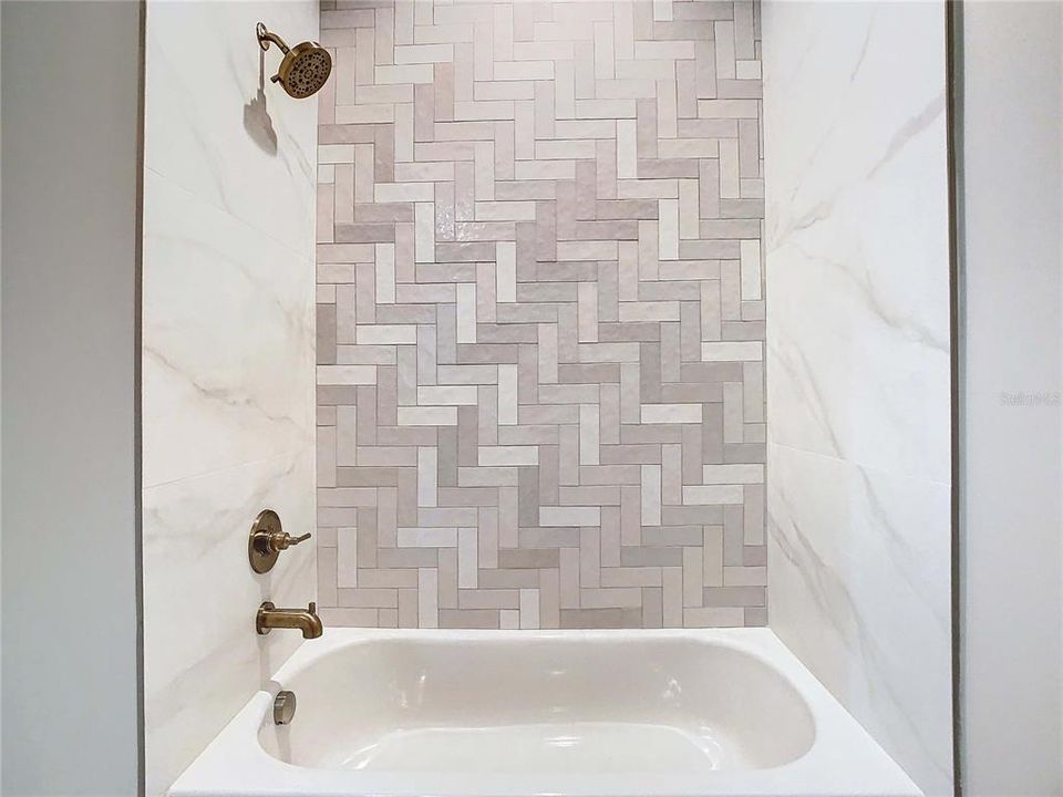 На продажу: $899,000 (4 спален, 2 ванн, 2141 Квадратных фут)