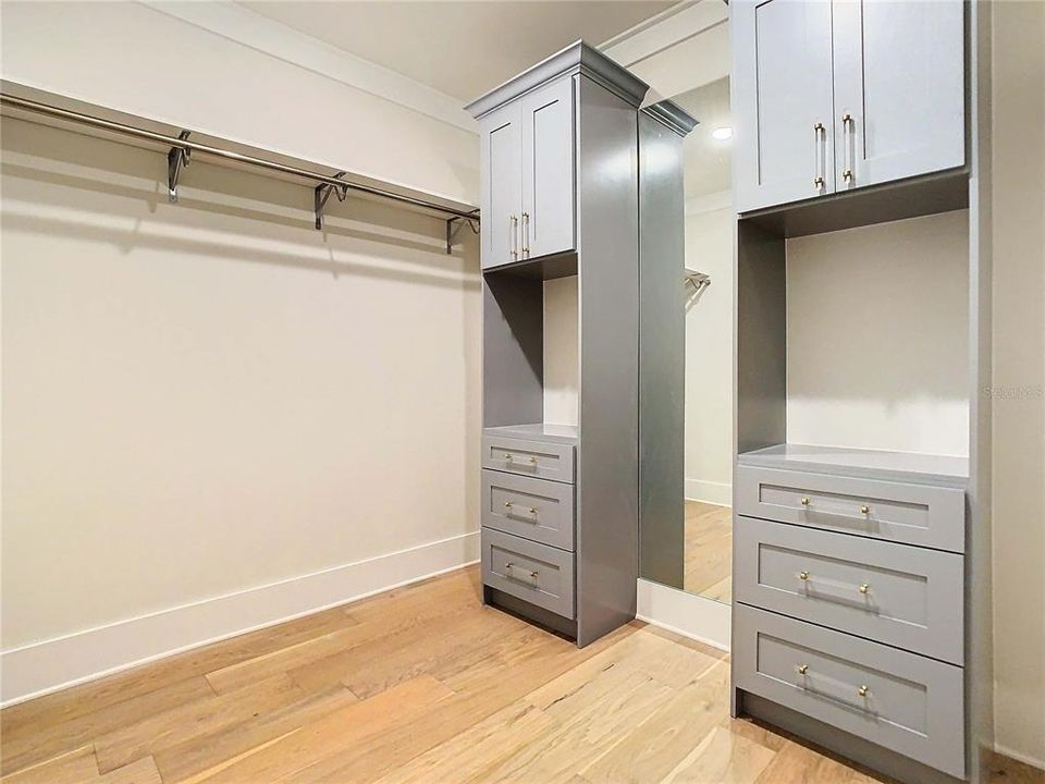 На продажу: $899,000 (4 спален, 2 ванн, 2141 Квадратных фут)