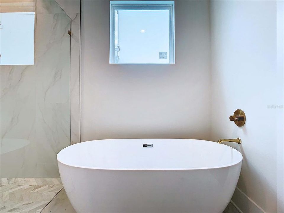 На продажу: $899,000 (4 спален, 2 ванн, 2141 Квадратных фут)