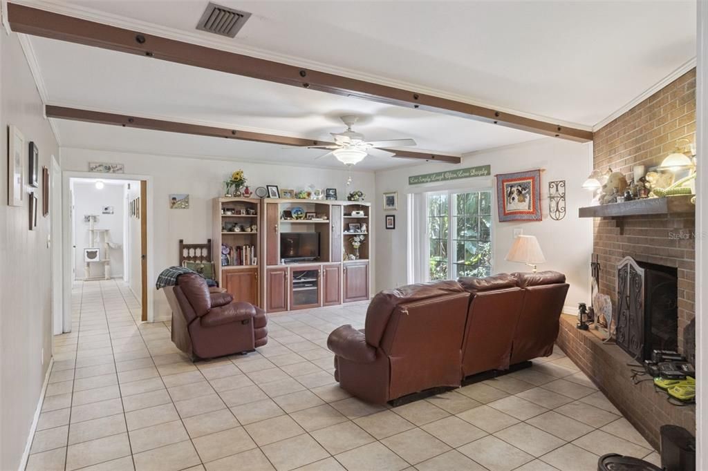 Active With Contract: $677,000 (3 beds, 2 baths, 1920 Square Feet)