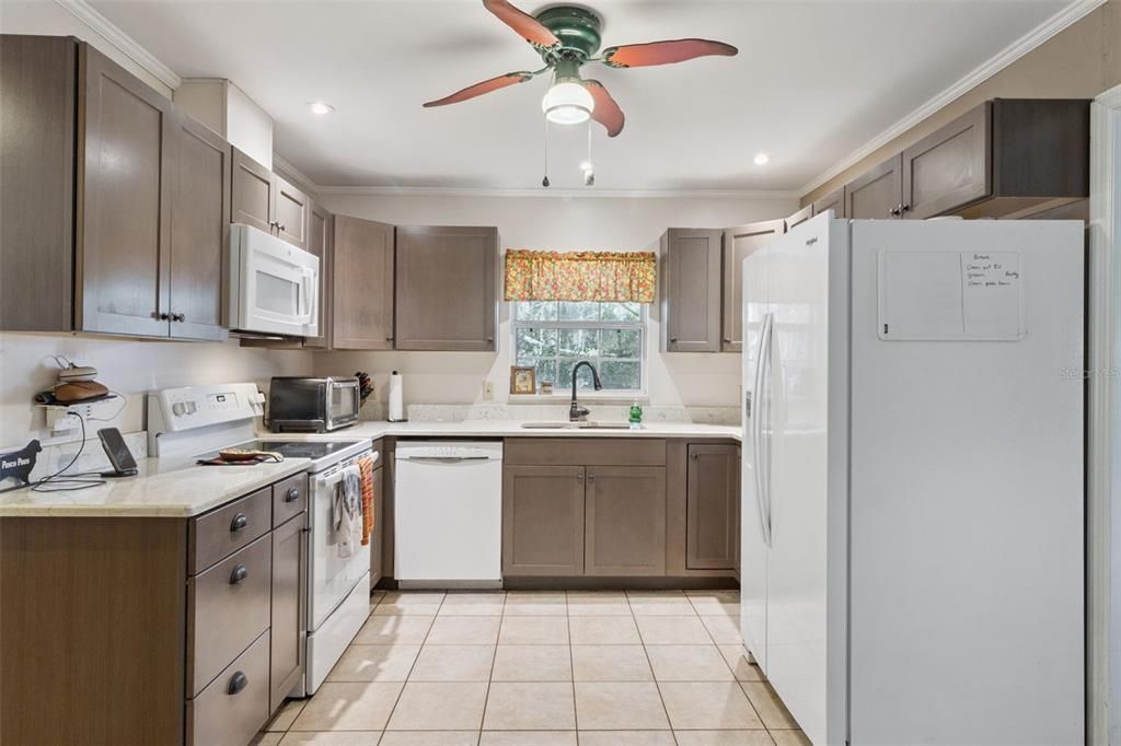 Active With Contract: $677,000 (3 beds, 2 baths, 1920 Square Feet)