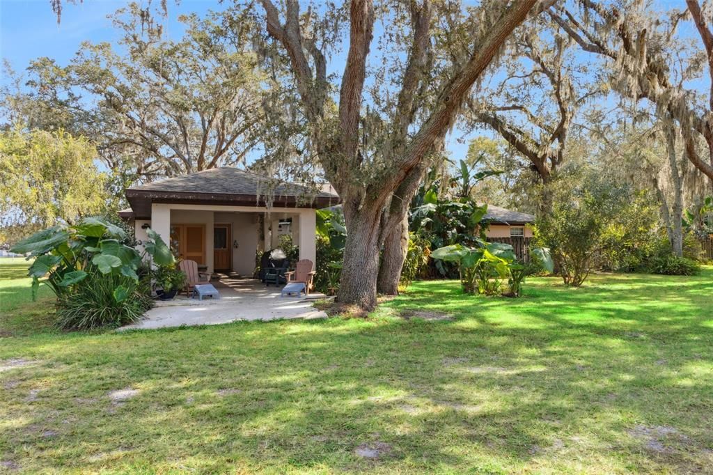 Active With Contract: $677,000 (3 beds, 2 baths, 1920 Square Feet)