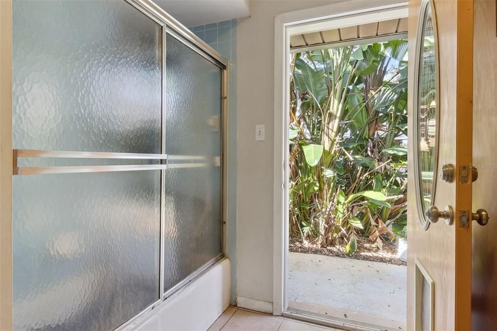 Active With Contract: $677,000 (3 beds, 2 baths, 1920 Square Feet)