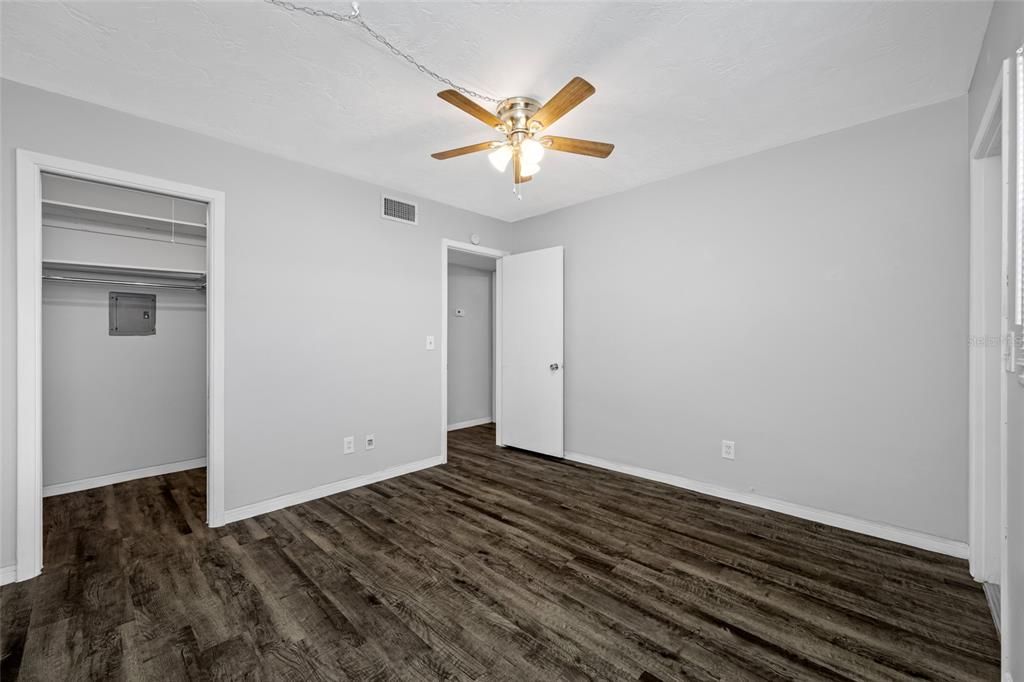 出租: $1,395 (2 贝兹, 2 浴室, 1100 平方英尺)