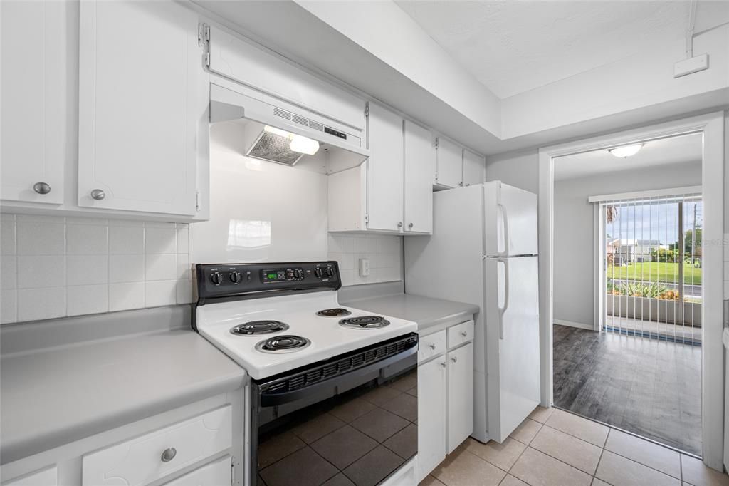 出租: $1,395 (2 贝兹, 2 浴室, 1100 平方英尺)