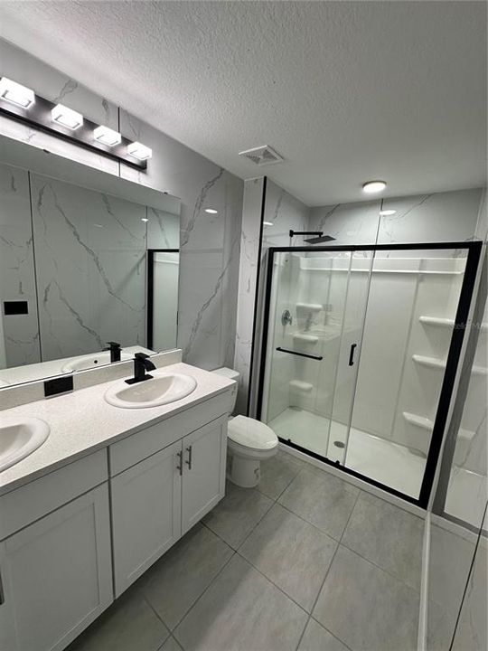 For Sale: $289,000 (3 beds, 2 baths, 1373 Square Feet)