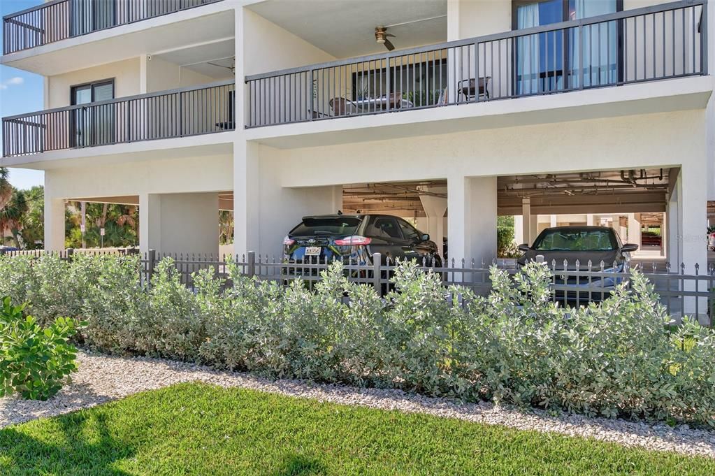 For Sale: $1,285,000 (3 beds, 2 baths, 1345 Square Feet)