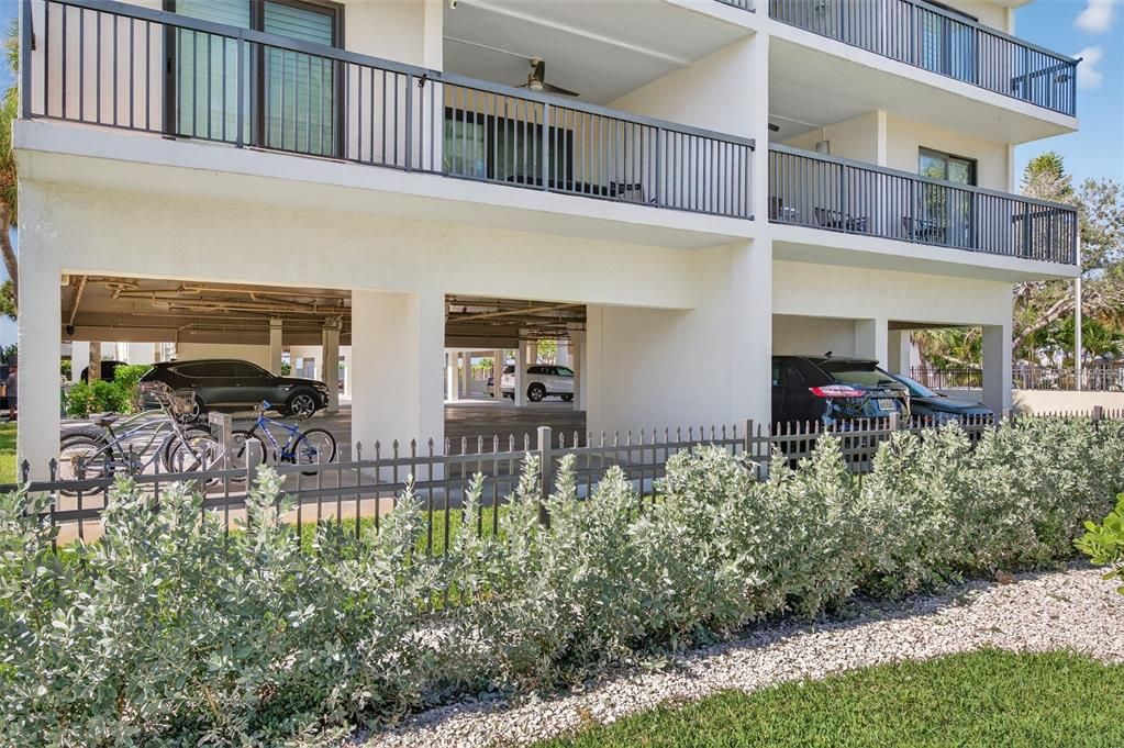 For Sale: $1,285,000 (3 beds, 2 baths, 1345 Square Feet)