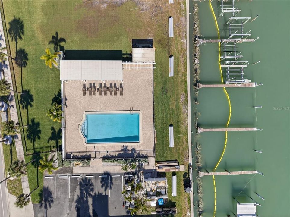 For Sale: $1,285,000 (3 beds, 2 baths, 1345 Square Feet)