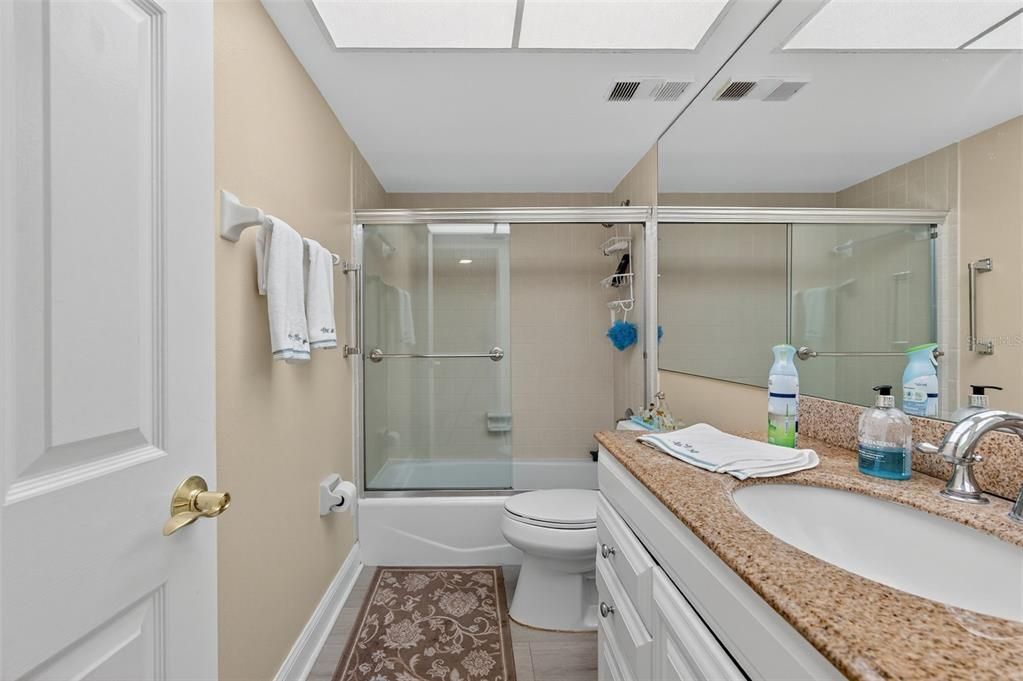 For Sale: $1,285,000 (3 beds, 2 baths, 1345 Square Feet)