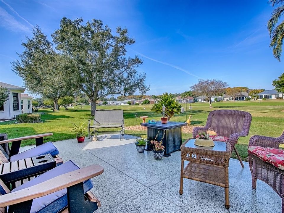 合同活跃: $349,900 (3 贝兹, 2 浴室, 1754 平方英尺)