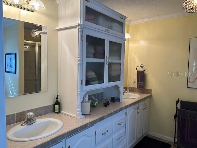 待售: $235,000 (2 贝兹, 2 浴室, 1568 平方英尺)