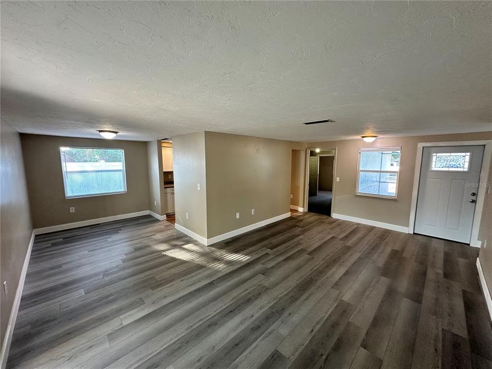 出租: $2,500 (3 贝兹, 2 浴室, 1771 平方英尺)