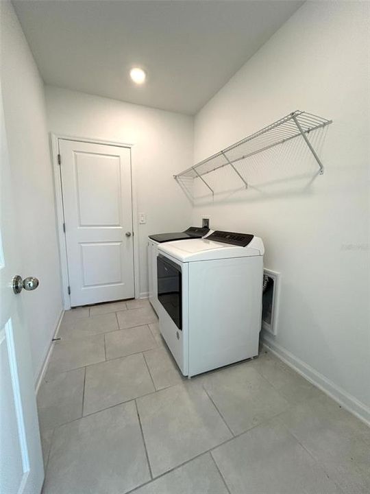 出租: $2,250 (3 贝兹, 2 浴室, 1580 平方英尺)