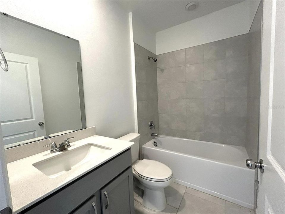 出租: $2,250 (3 贝兹, 2 浴室, 1580 平方英尺)