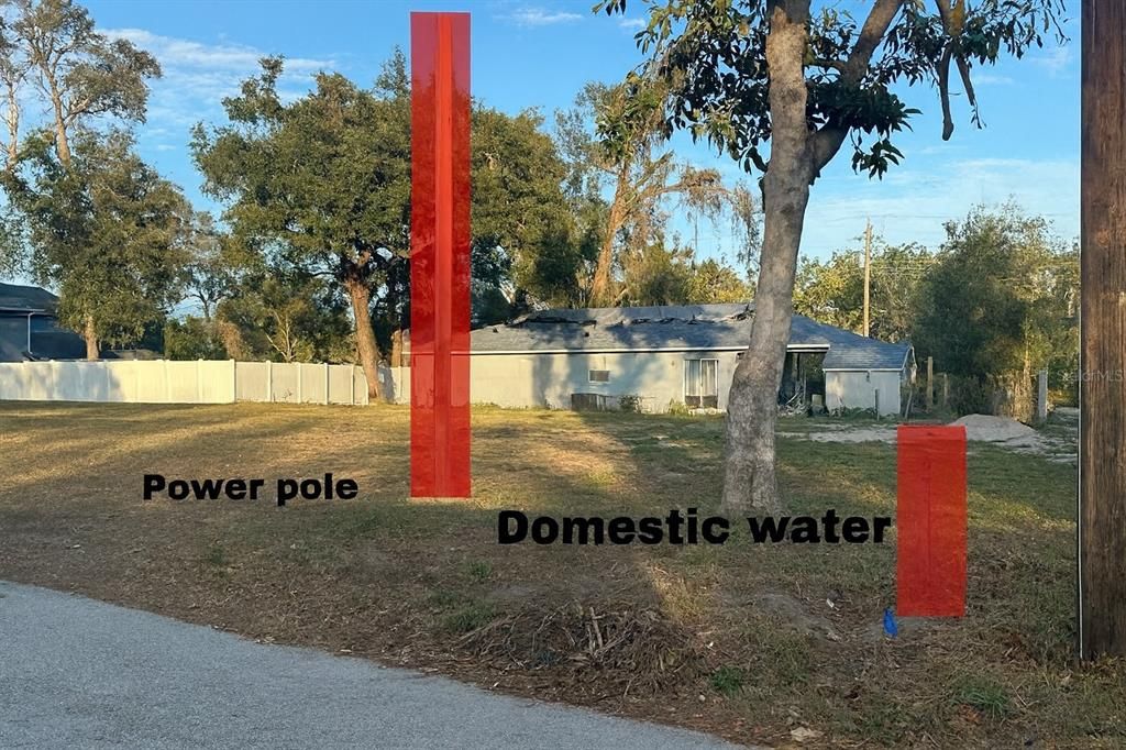 待售: $150,000 (0.18 acres)