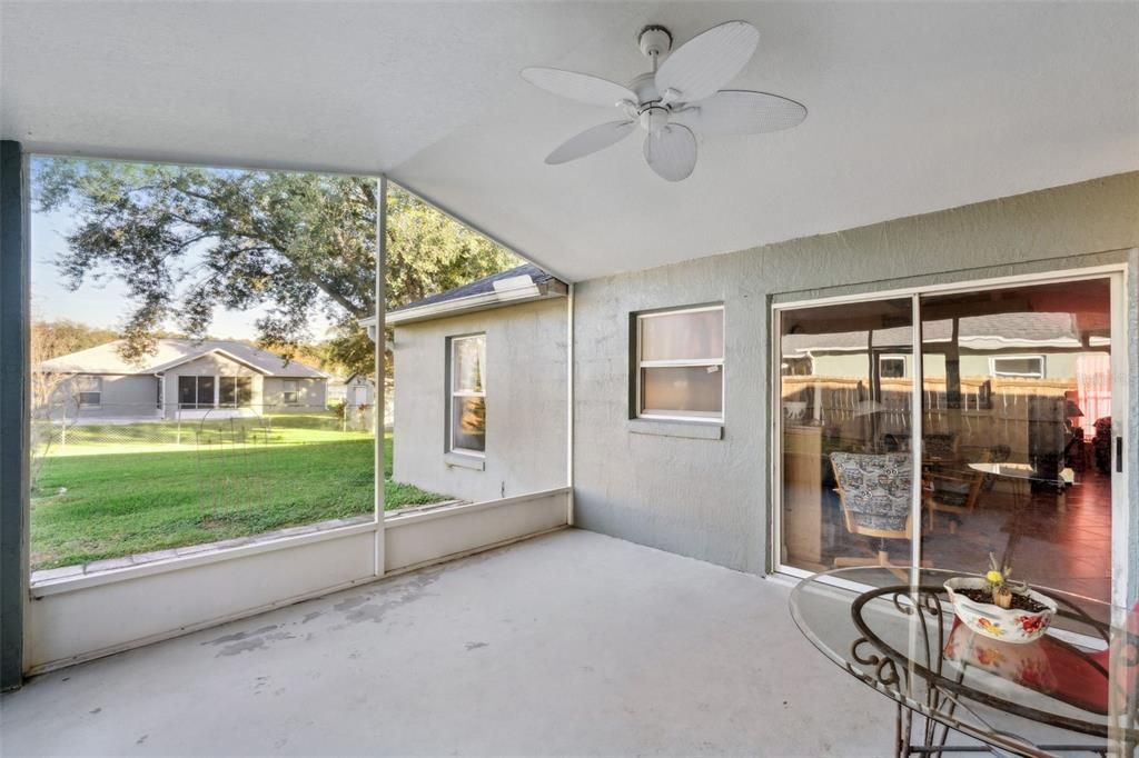 For Sale: $465,000 (4 beds, 2 baths, 2096 Square Feet)