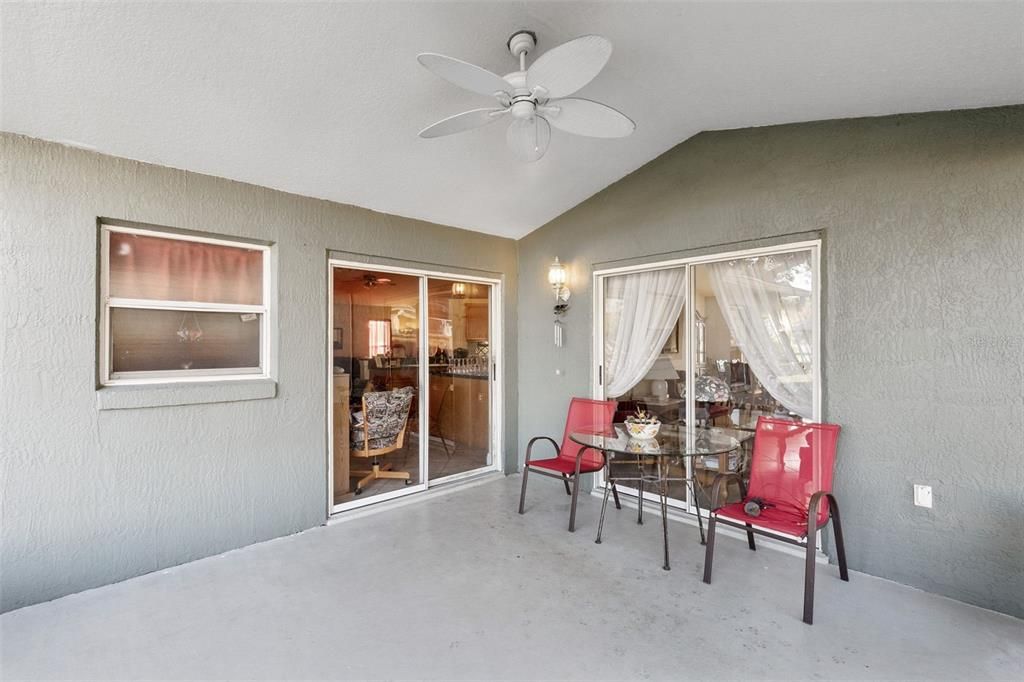For Sale: $465,000 (4 beds, 2 baths, 2096 Square Feet)