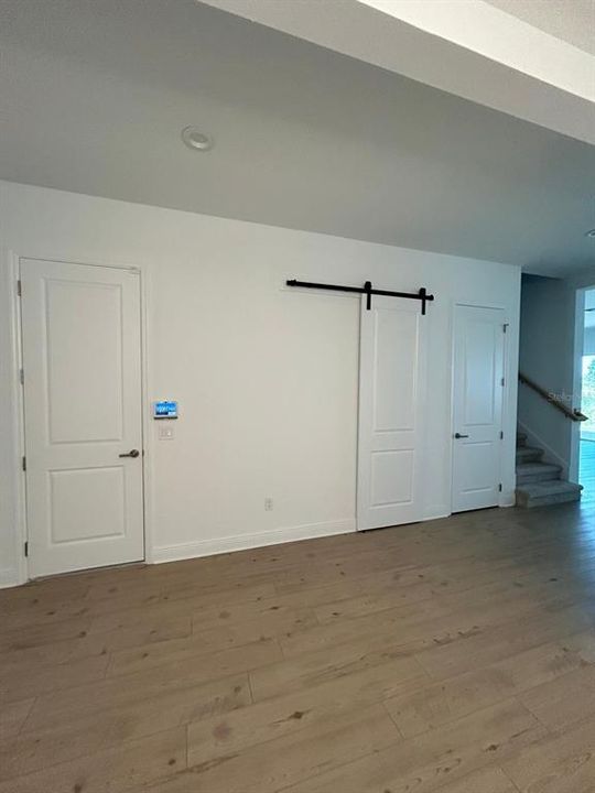 For Rent: $6,500 (6 beds, 5 baths, 4551 Square Feet)