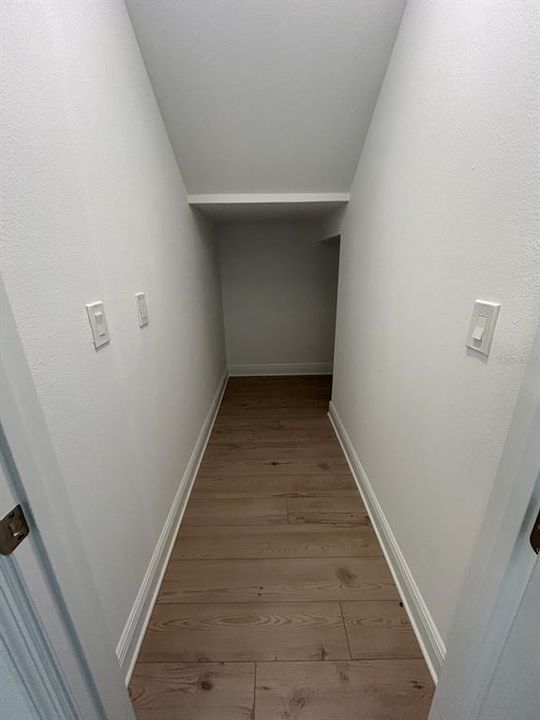 For Rent: $6,500 (6 beds, 5 baths, 4551 Square Feet)