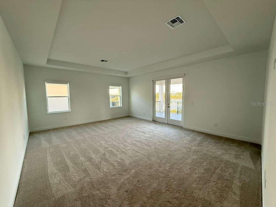 For Rent: $6,500 (6 beds, 5 baths, 4551 Square Feet)