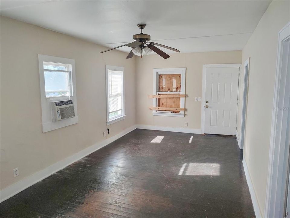 En Venta: $180,000 (2 camas, 2 baños, 1152 Pies cuadrados)