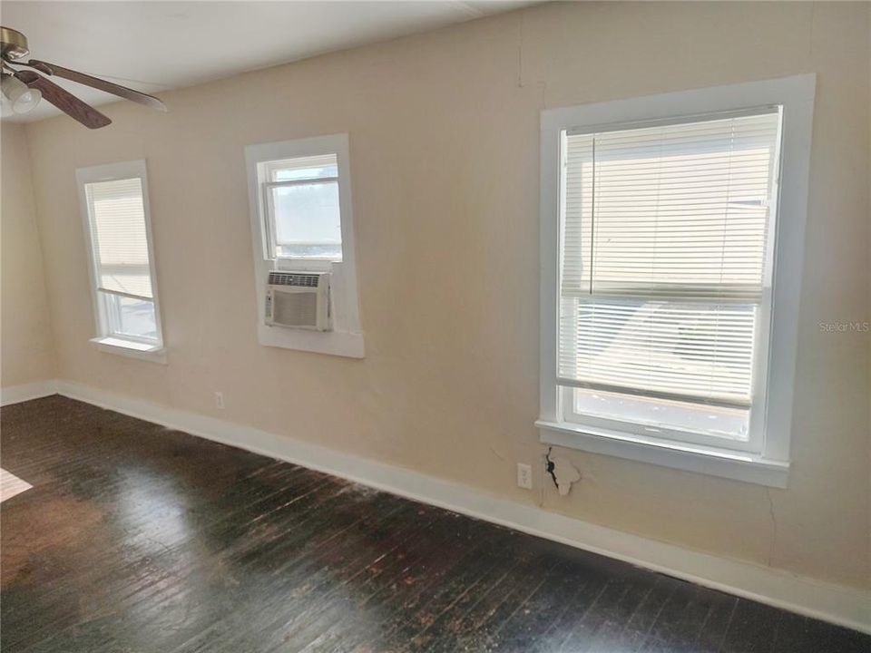 En Venta: $180,000 (2 camas, 2 baños, 1152 Pies cuadrados)