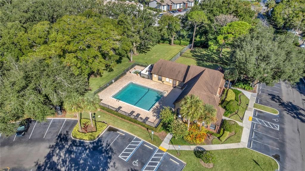 For Sale: $159,950 (2 beds, 2 baths, 924 Square Feet)