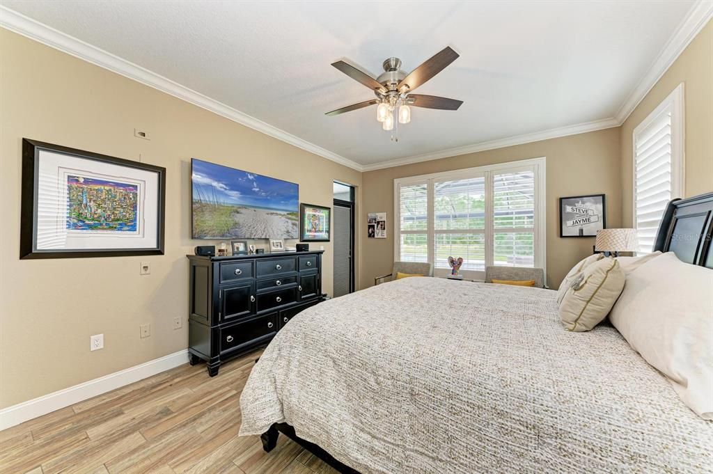 For Sale: $975,000 (4 beds, 3 baths, 2870 Square Feet)