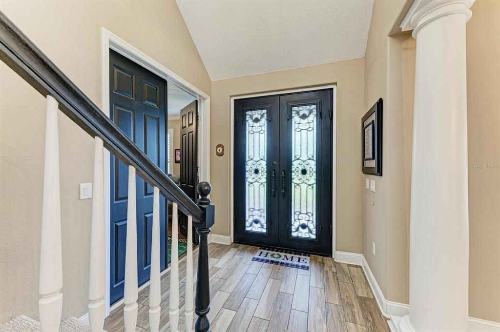 For Sale: $975,000 (4 beds, 3 baths, 2870 Square Feet)