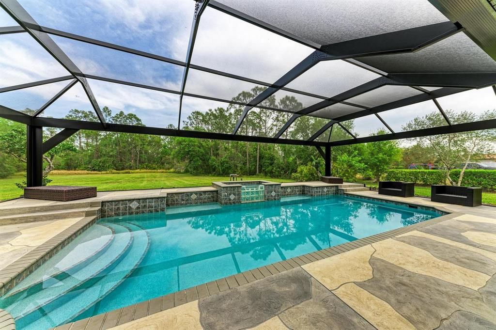 For Sale: $975,000 (4 beds, 3 baths, 2870 Square Feet)