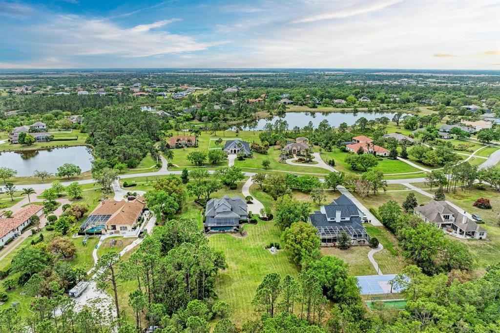 For Sale: $975,000 (4 beds, 3 baths, 2870 Square Feet)