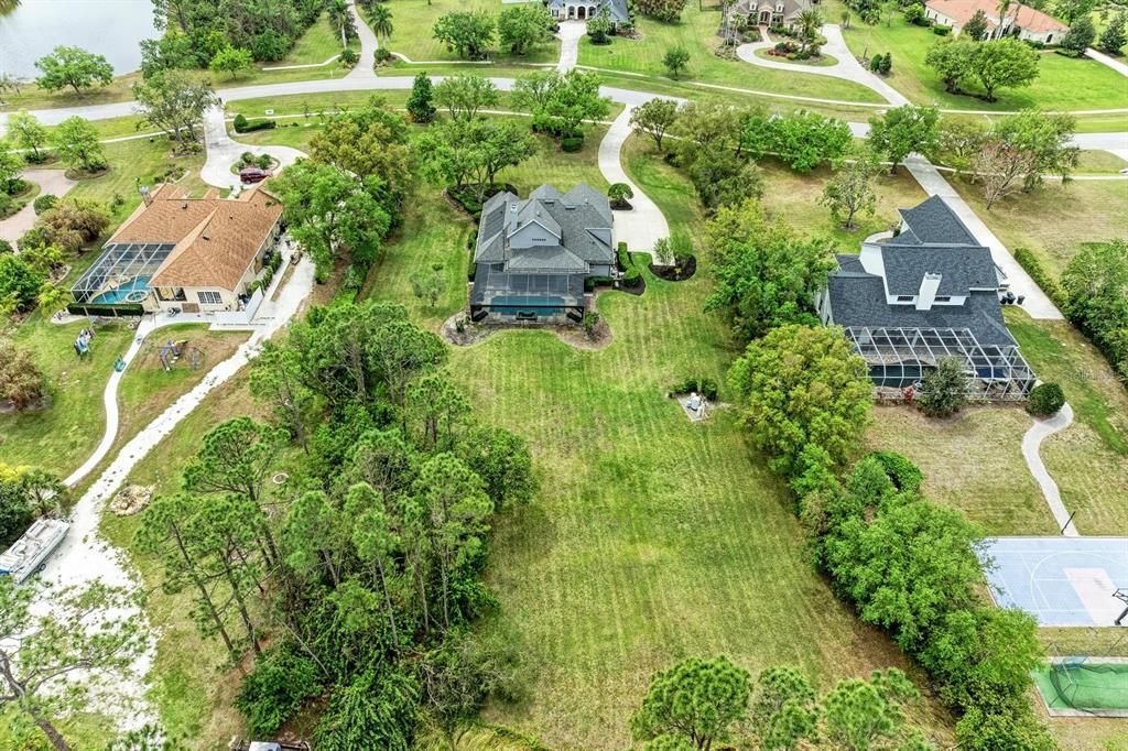 For Sale: $975,000 (4 beds, 3 baths, 2870 Square Feet)