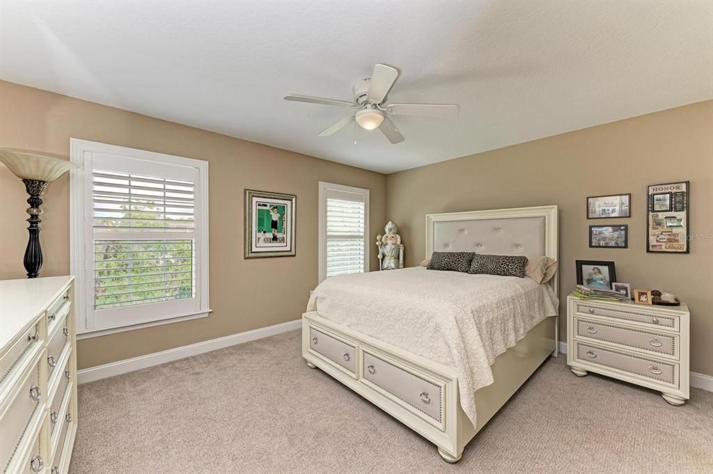 For Sale: $975,000 (4 beds, 3 baths, 2870 Square Feet)