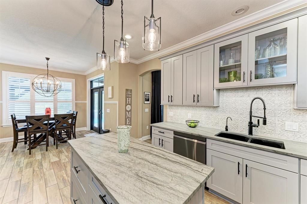 For Sale: $975,000 (4 beds, 3 baths, 2870 Square Feet)