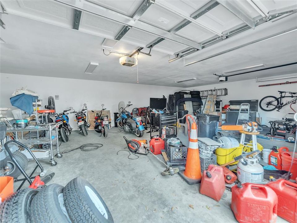 待售: $625,000 (6 贝兹, 3 浴室, 2718 平方英尺)