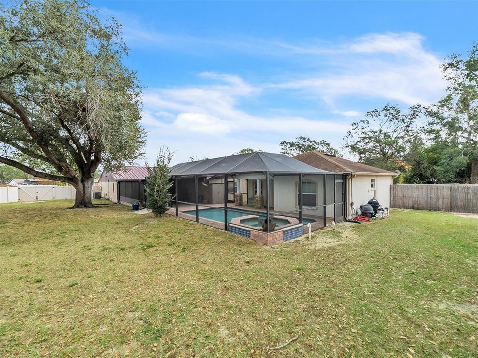 待售: $625,000 (6 贝兹, 3 浴室, 2718 平方英尺)