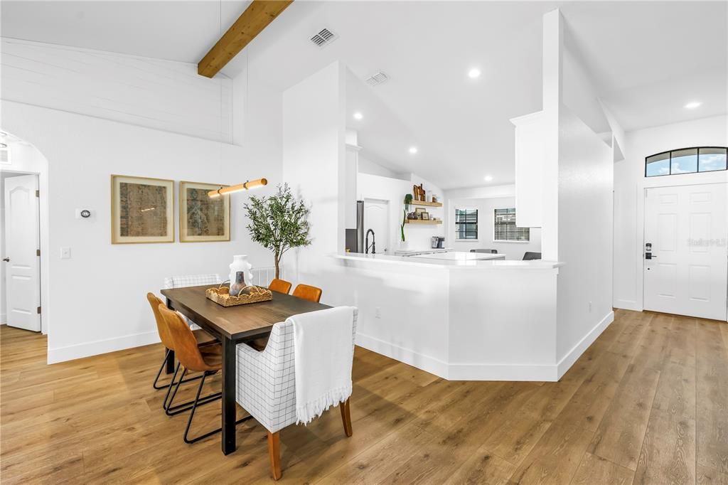 Active With Contract: $400,000 (4 beds, 2 baths, 1714 Square Feet)