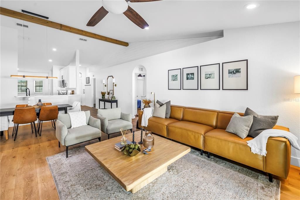 Active With Contract: $400,000 (4 beds, 2 baths, 1714 Square Feet)