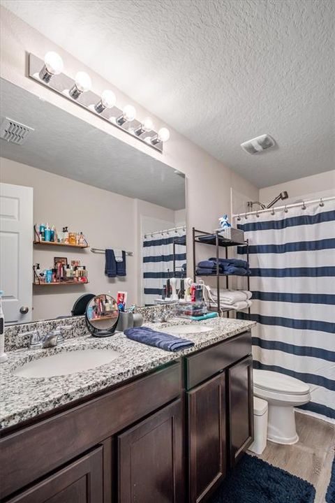 For Sale: $435,000 (4 beds, 0 baths, 1954 Square Feet)