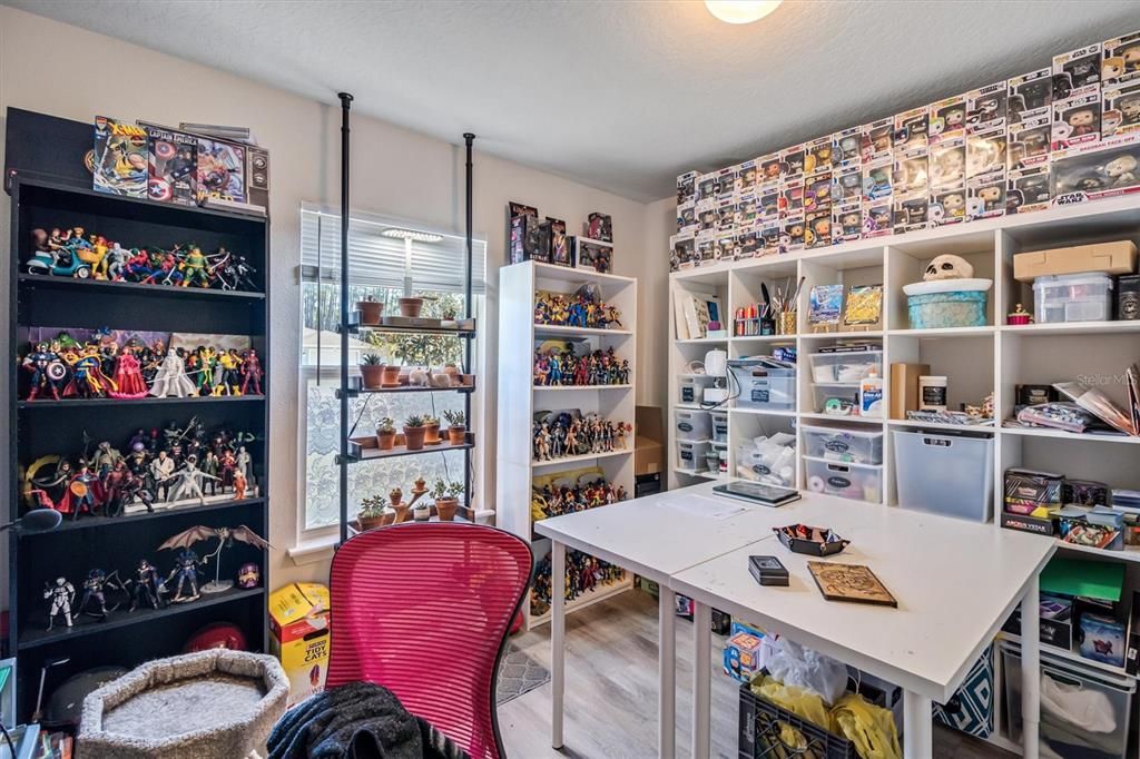 For Sale: $435,000 (4 beds, 0 baths, 1954 Square Feet)