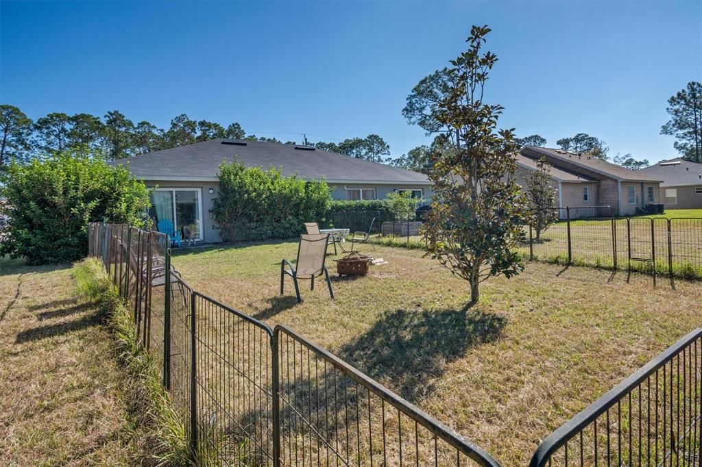 For Sale: $435,000 (4 beds, 0 baths, 1954 Square Feet)