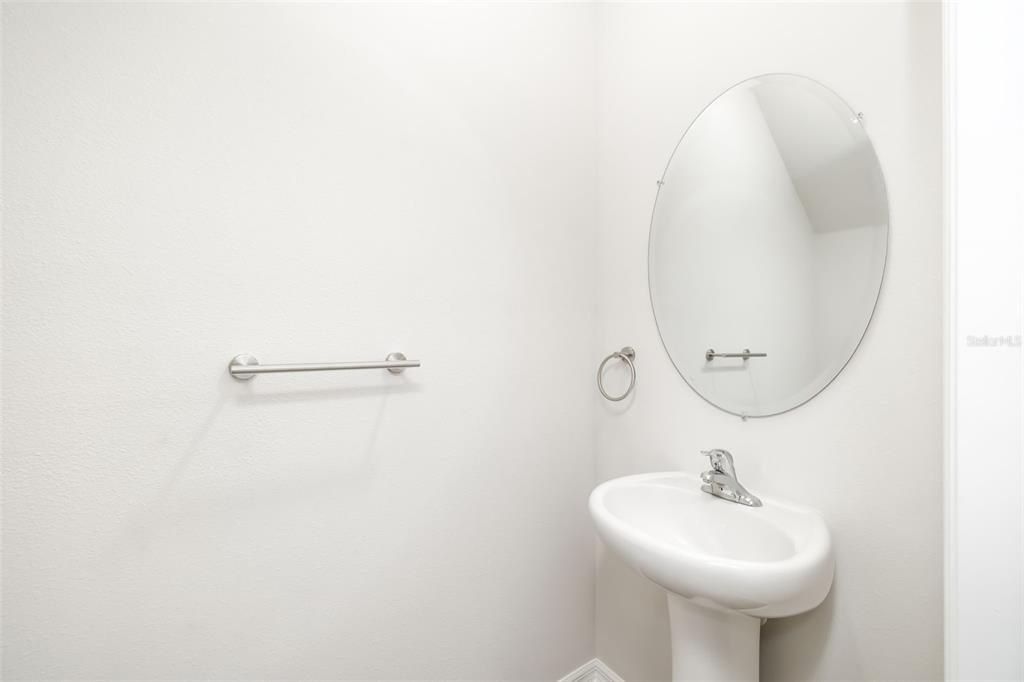 出租: $2,500 (3 贝兹, 2 浴室, 1464 平方英尺)