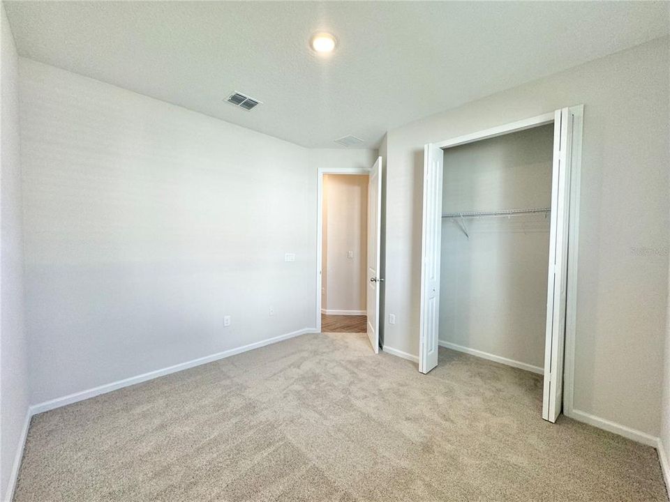 В аренду: $2,200 (4 спален, 2 ванн, 1909 Квадратных фут)