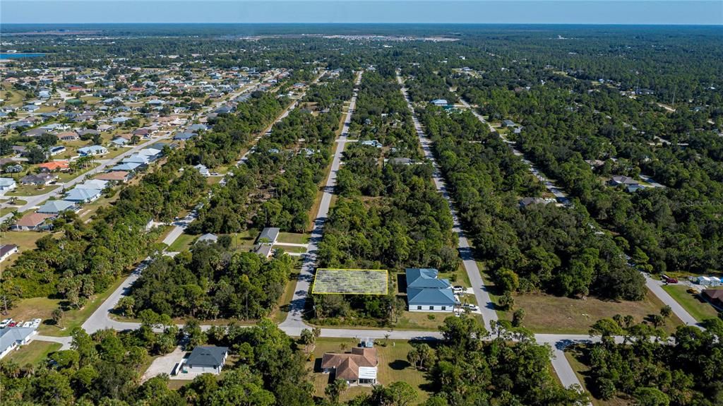 待售: $17,770 (0.18 acres)