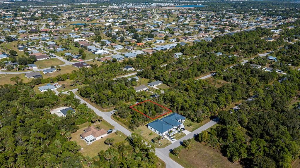 待售: $17,770 (0.18 acres)