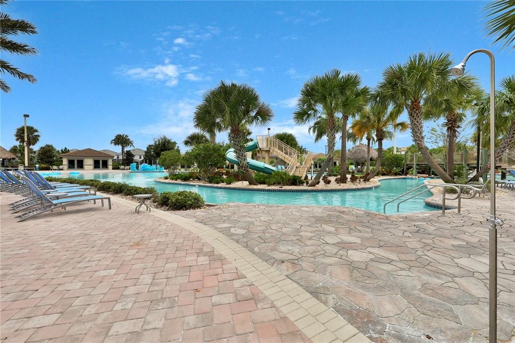 En Venta: $439,900 (4 camas, 3 baños, 2381 Pies cuadrados)