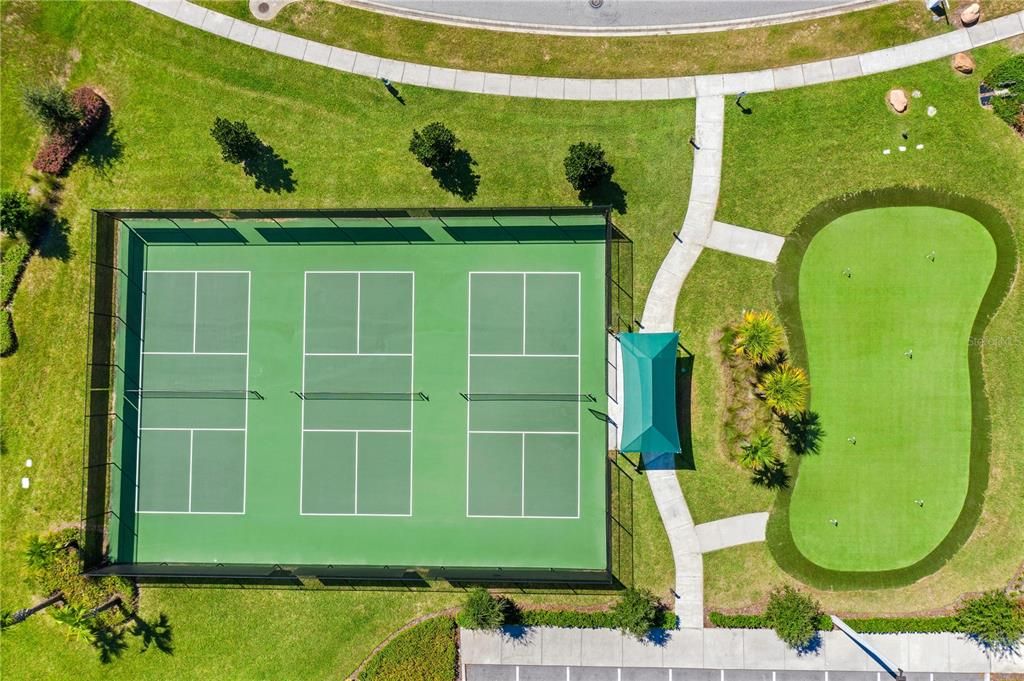 En Venta: $439,900 (4 camas, 3 baños, 2381 Pies cuadrados)